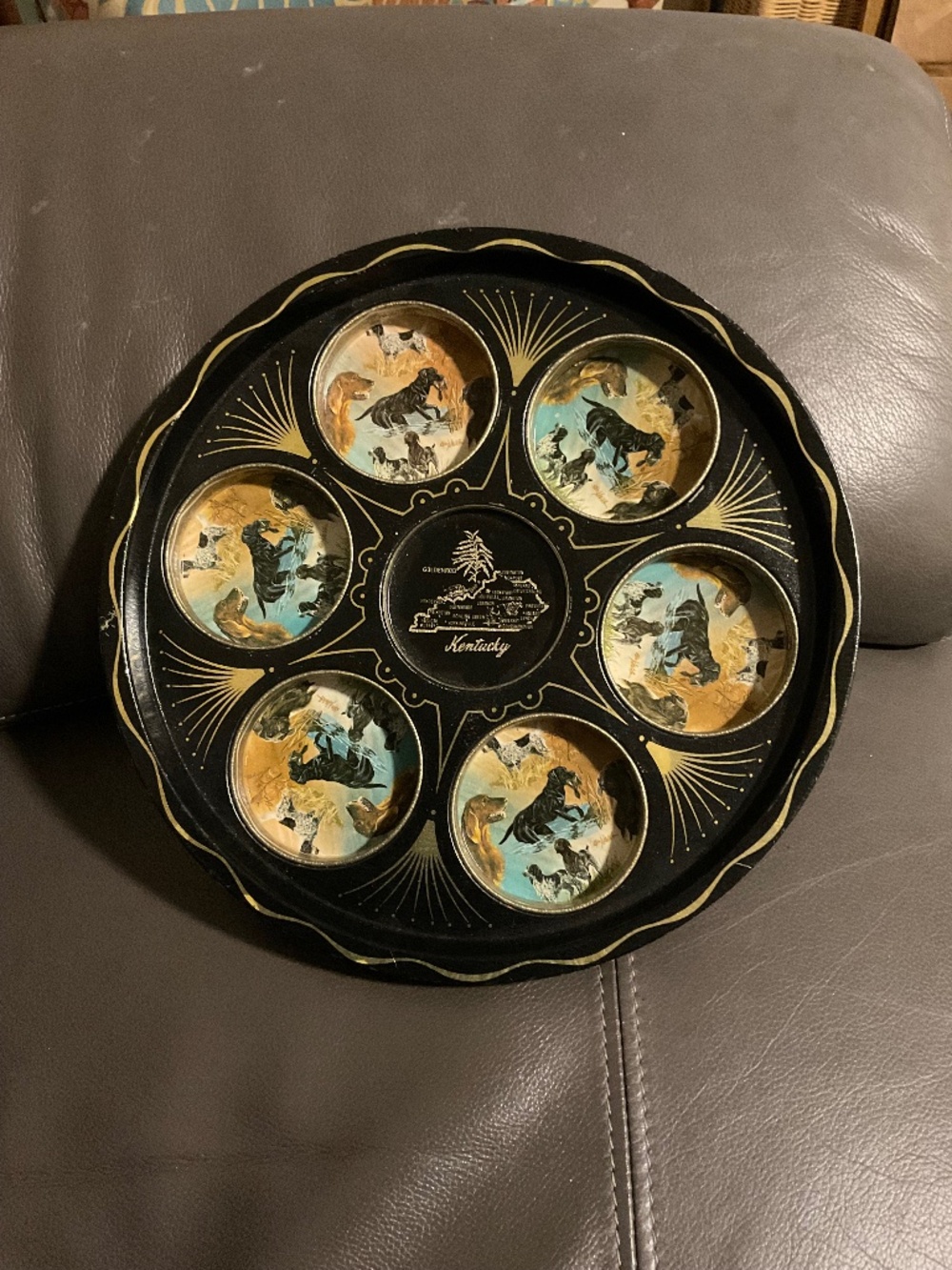 Vintage Kentucky Drink Tray with hunting dog pictures